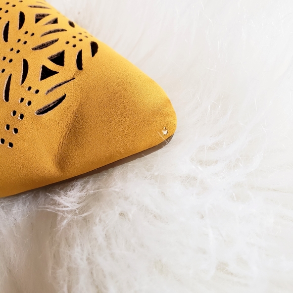 **SOLD** Madden Girl Yellow Lasercut D'orsay Flats - Picture 9 of 10